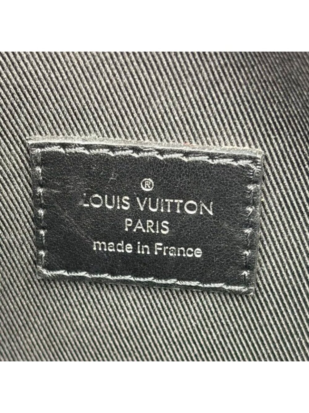 Louis Vuitton Soft Trunk Monogram Eclipse - Picture 12 of 16